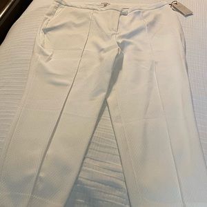 White Lila Rose 22W pants, tags on never worn